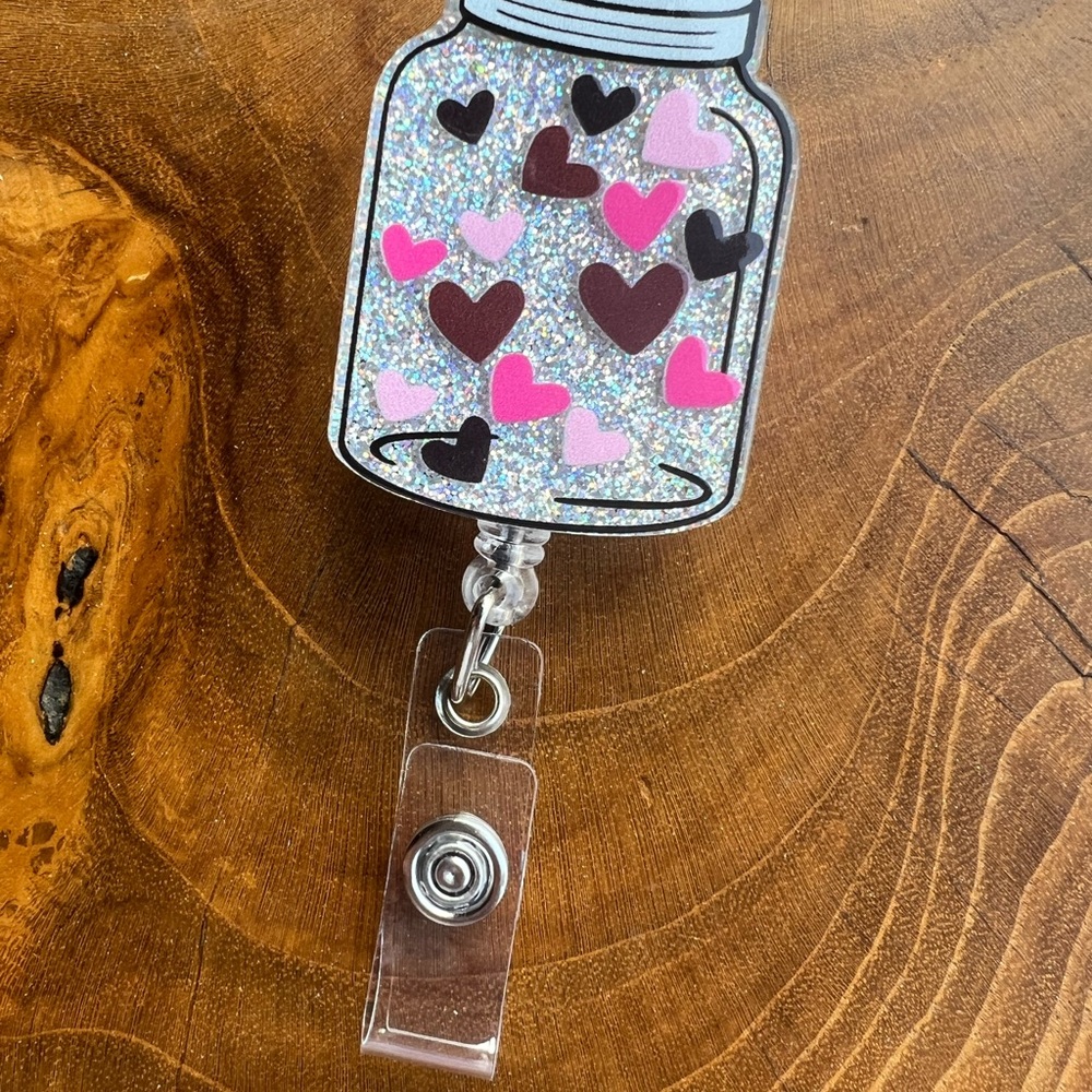 Glitter Heart Badge Reel